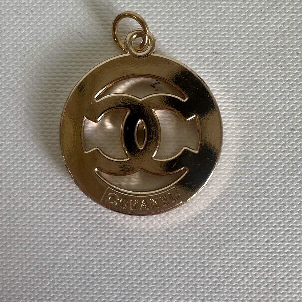 Chanel White CC with Rhinestones Zipper Pull Charm - Picture 2 of 2